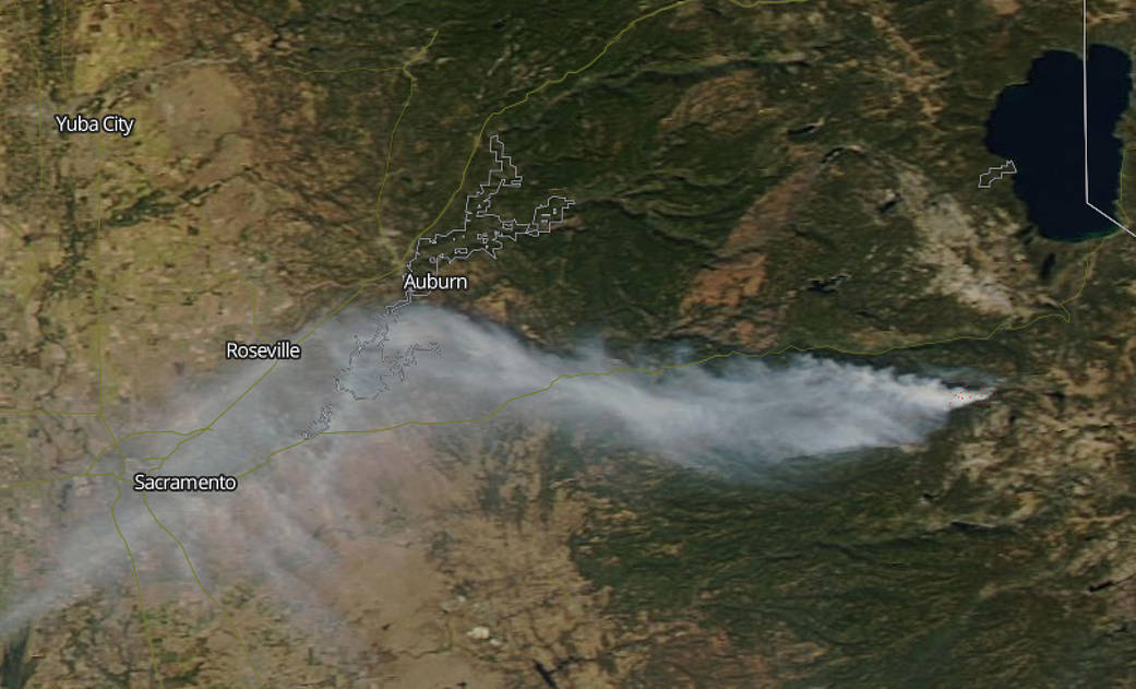satellite image of smoke/fire in California