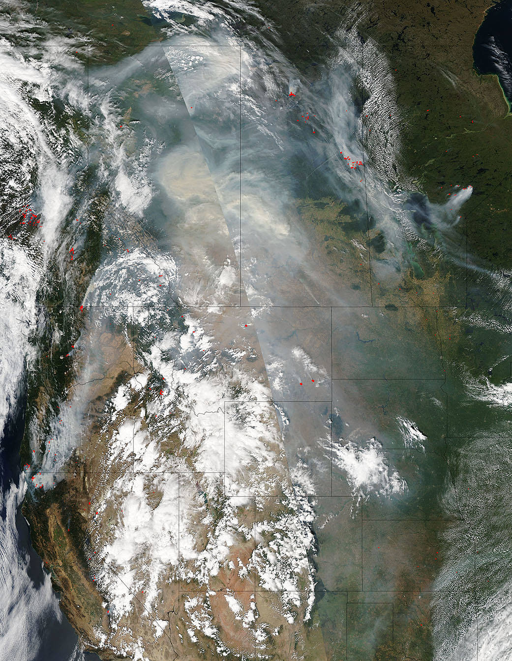 Smoke from Canadian wildfires