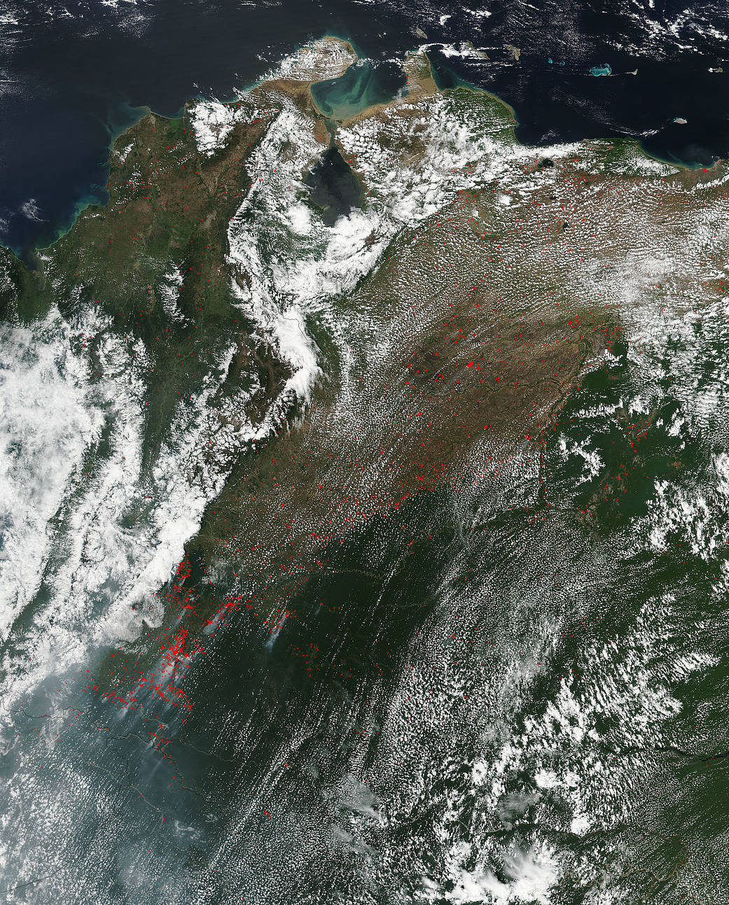 Suomi NPP image of fires in Colombia and Venezuela