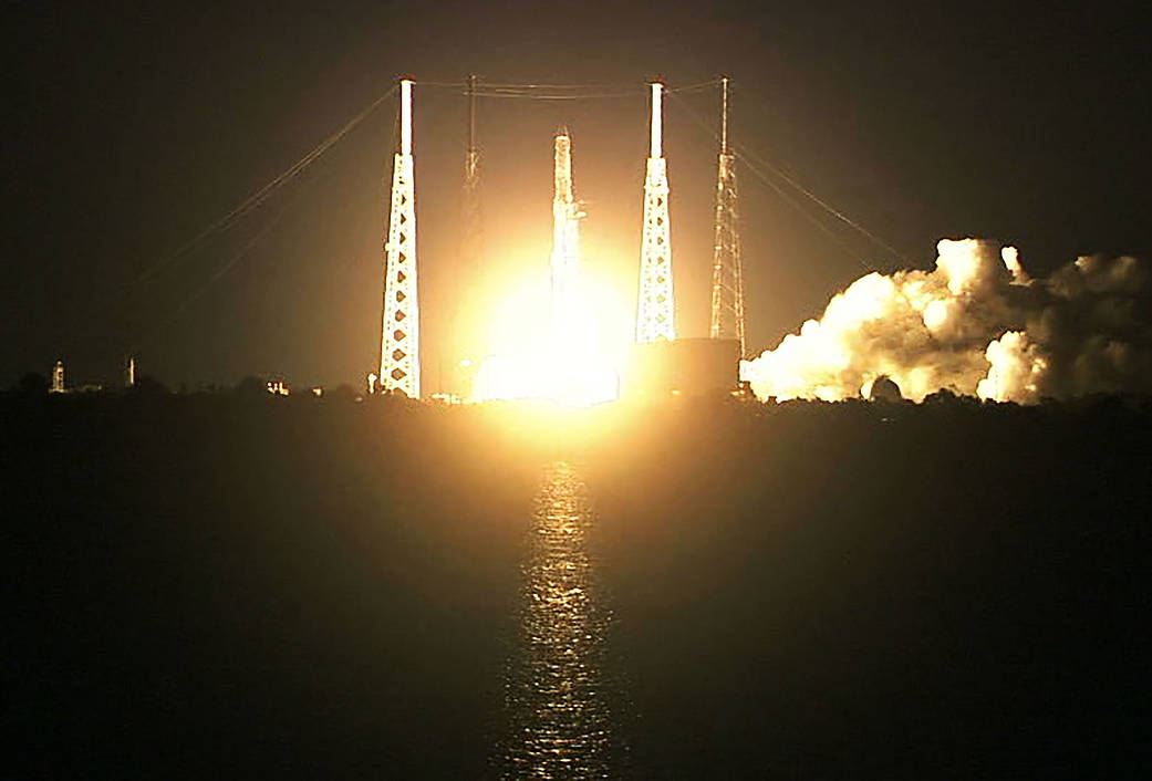 Falcon 9 Lifts off for SpaceX CRS-15