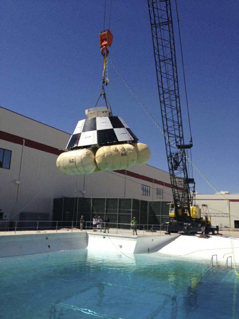 Boeing CST-100 Goes Swimming