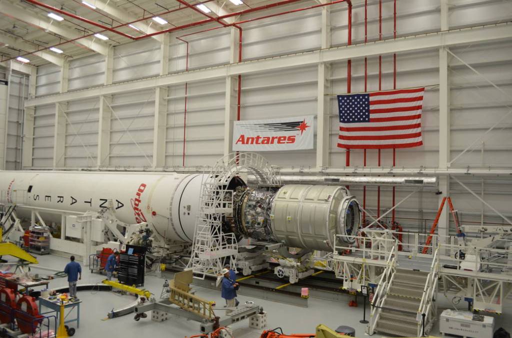 Cygnus/Antares mate