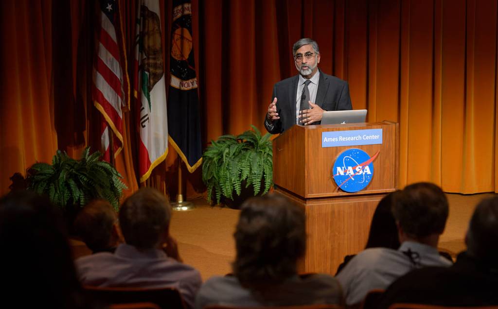 Ames Associate Fellow Seminar by Dr. Ethiraj Venkatapathy