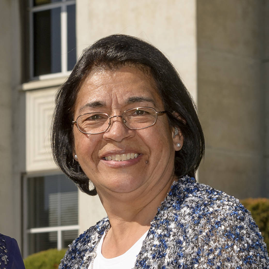Dora-Herrera-Picture
