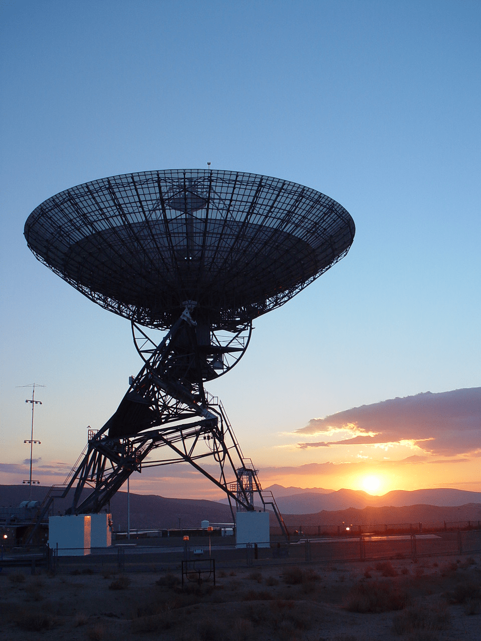 Echo Antenna in Goldstone, CA