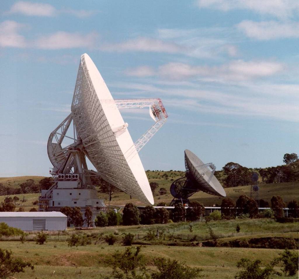 Canberra’s 64 Meter Antenna