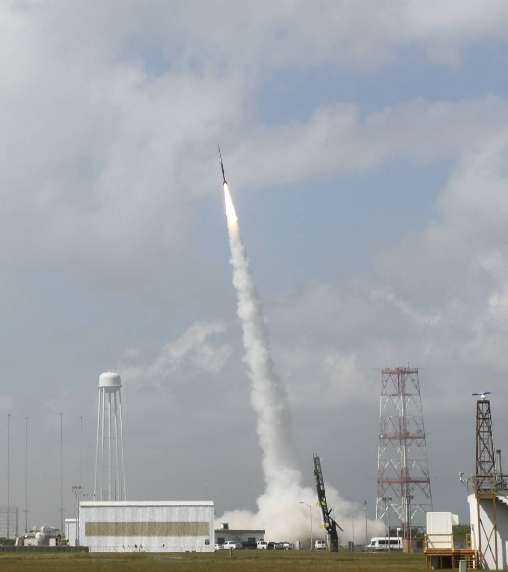 A NASA sounding rocket launched on July 4, 2013, in support of the Daytime Dynamo Mission. Image credit: NASA/J. Eggers