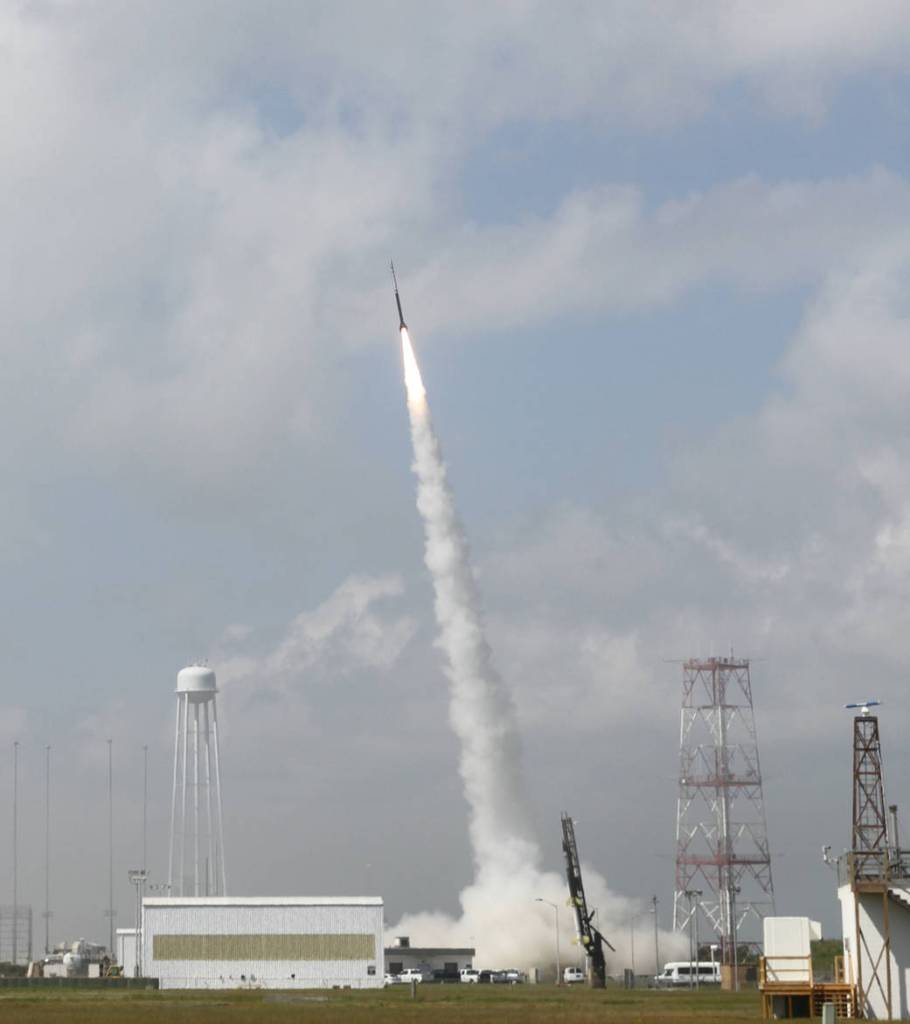 Daytime Dynamo Rocket Launch