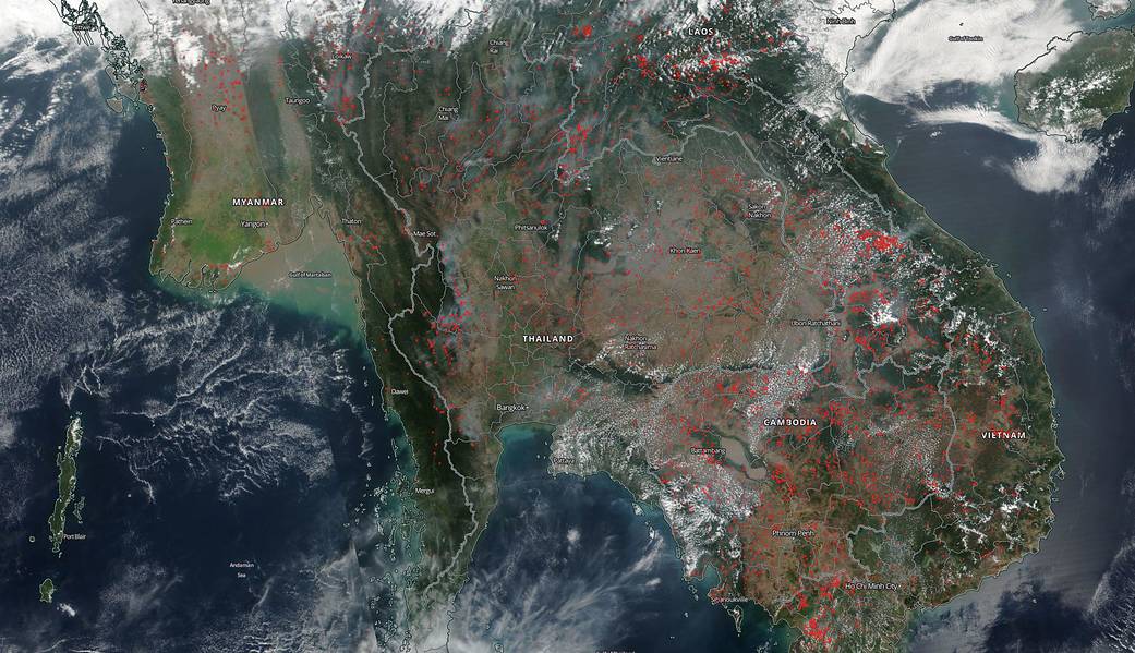 Suomi NPP image of agricultural fires in southeast Asia