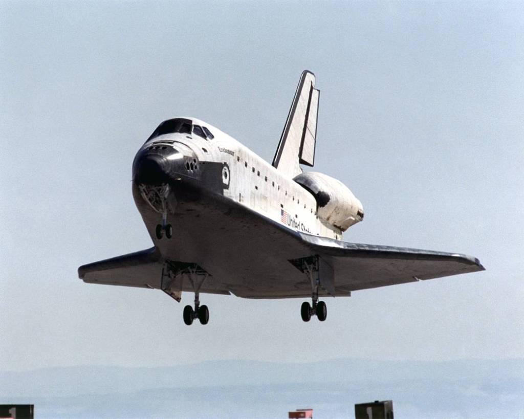 STS-100 Shuttle Endeavour