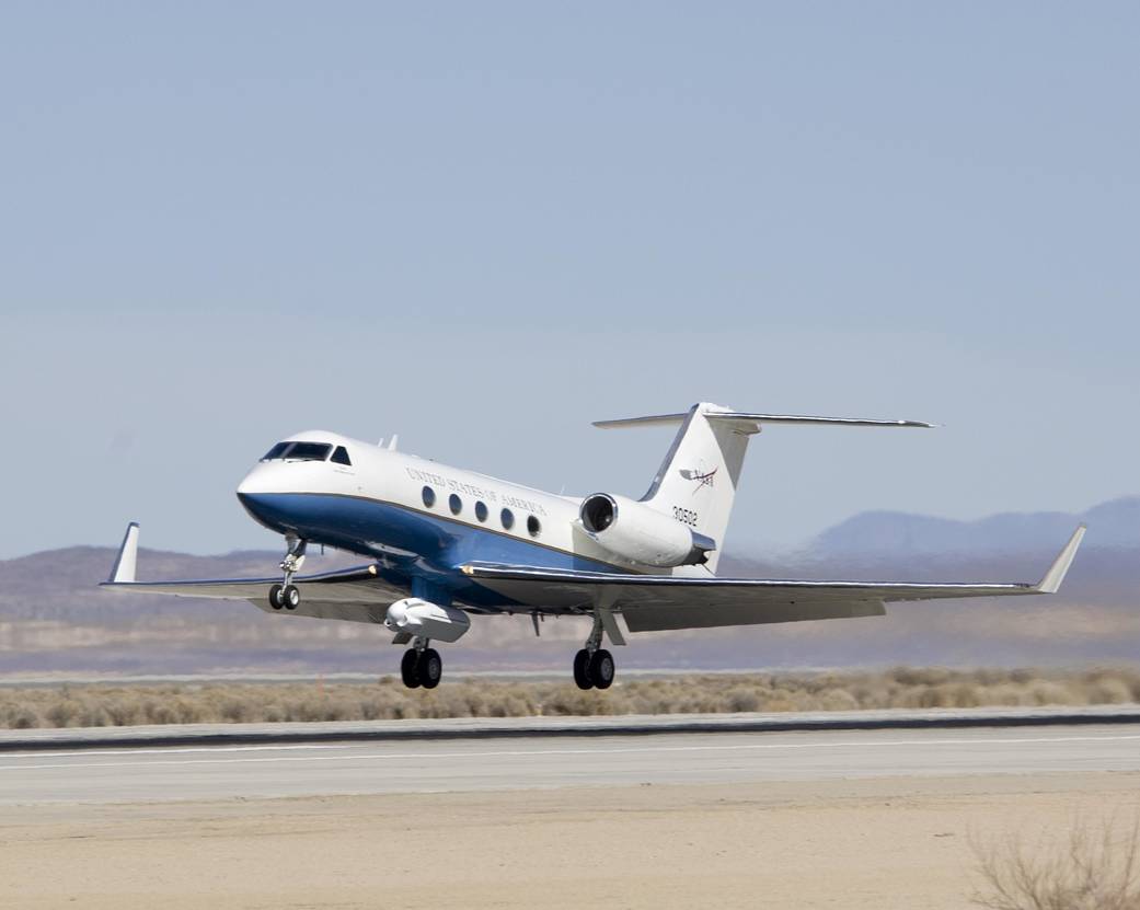 Checkout Test Flight of Gulfstream C-20A with UAVSAR Pod
