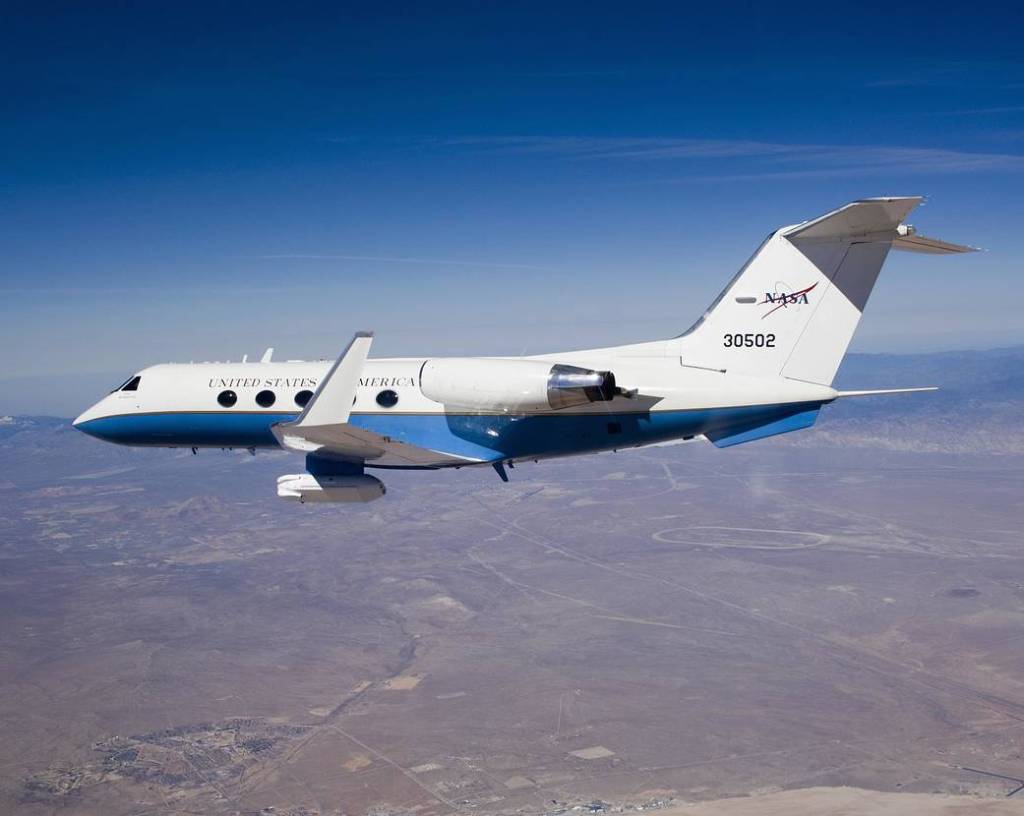 JPL’s Synthetic Aperture Radar Pod Displayed on Gulfstream C-20A
