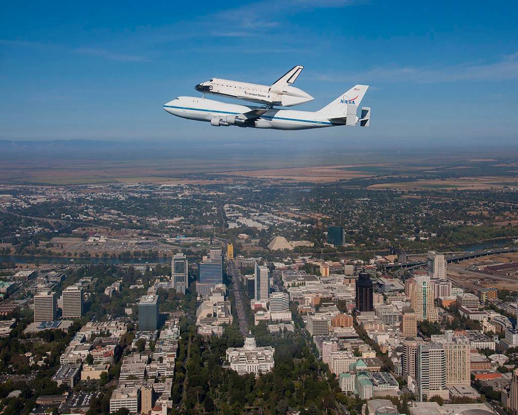 Shuttle Endeavor Rides Over Sacramento