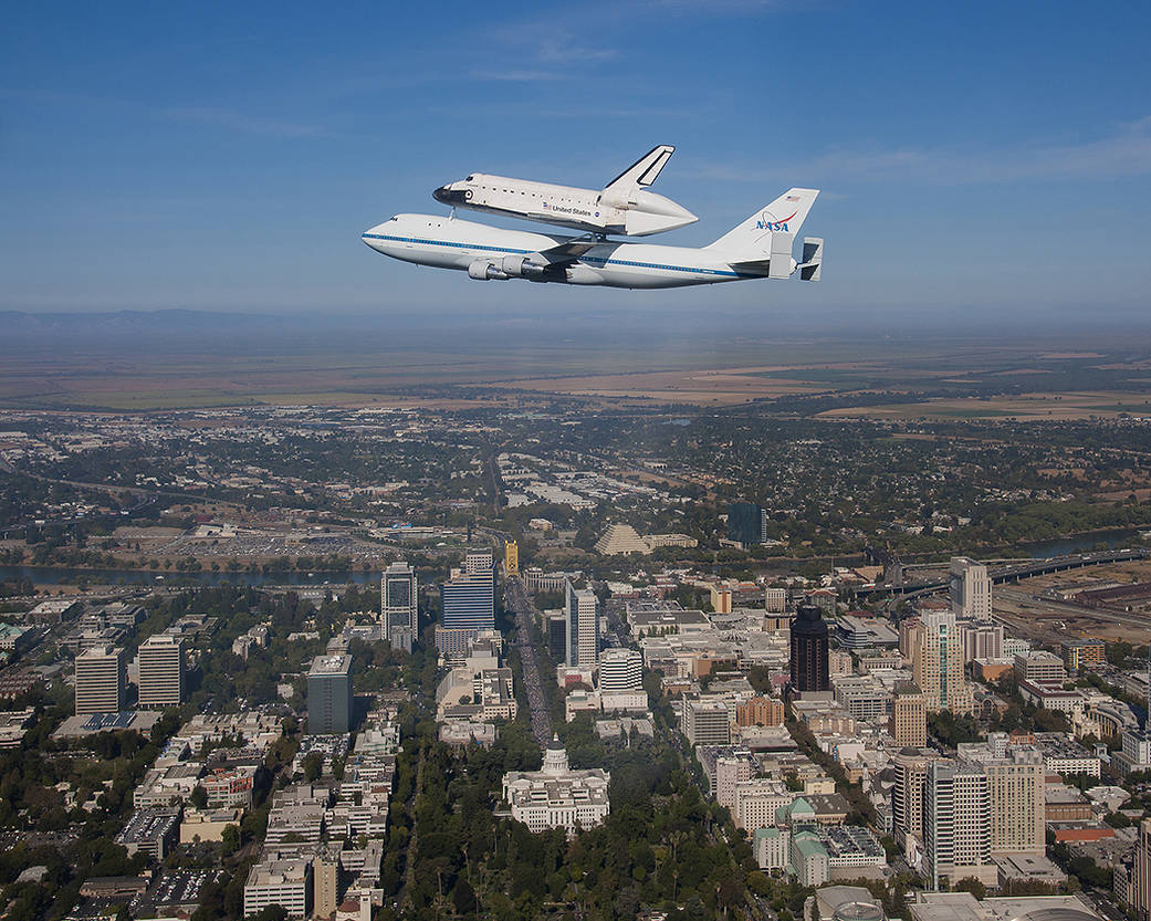Shuttle Endeavour being ferried via a NASA 747 to Los Angeles. 
