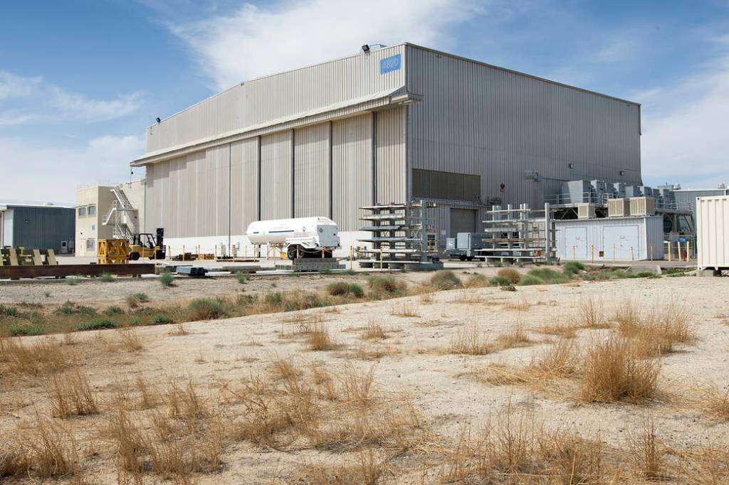 4820 – Flight Loads Research Laboratory
