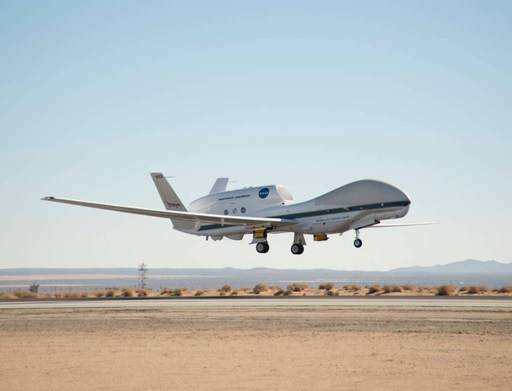 872 Departs Edwards AFB for ATTREX Pacific Stratospheric Mission