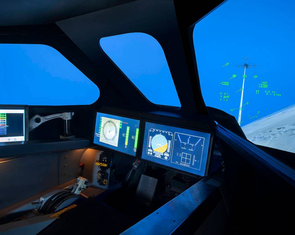 Dream Chaser simulator