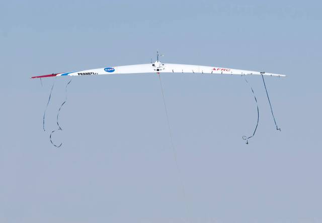 The streamers on the Prandtl-D No. 2 as it is launched illustrate how aerodynamic forces are maximized.