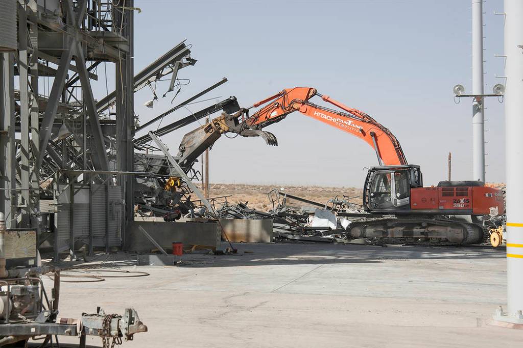 Space Shuttle MDD Demolition Time-lapse Video