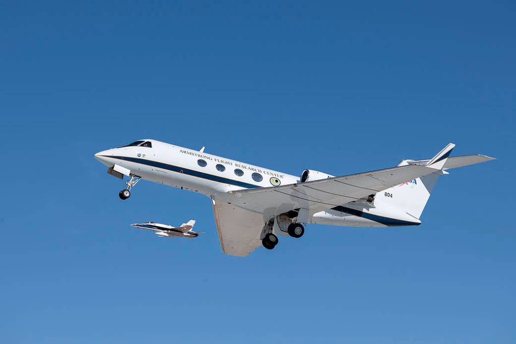Adaptive Compliant Trailing Edge (ACTE) flight test of aircraft with flexible, trailing-edge wing flaps.