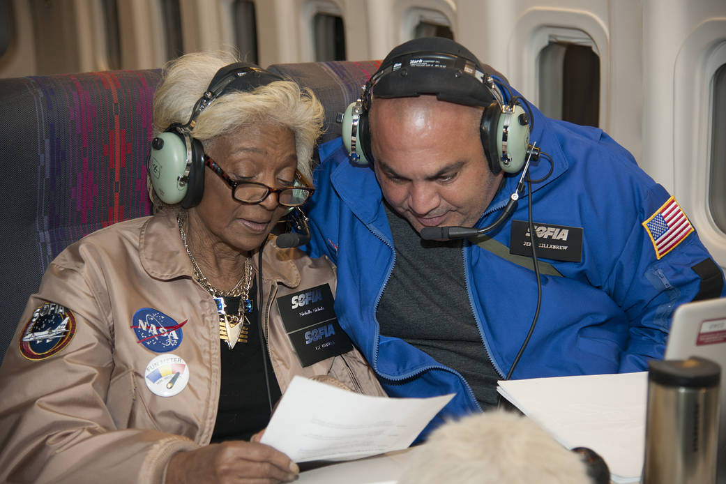 Nichelle Nichols, left, and Jeffrey Killebrew, teacher at the New Mexico School for the Blind and Visually Impaired.