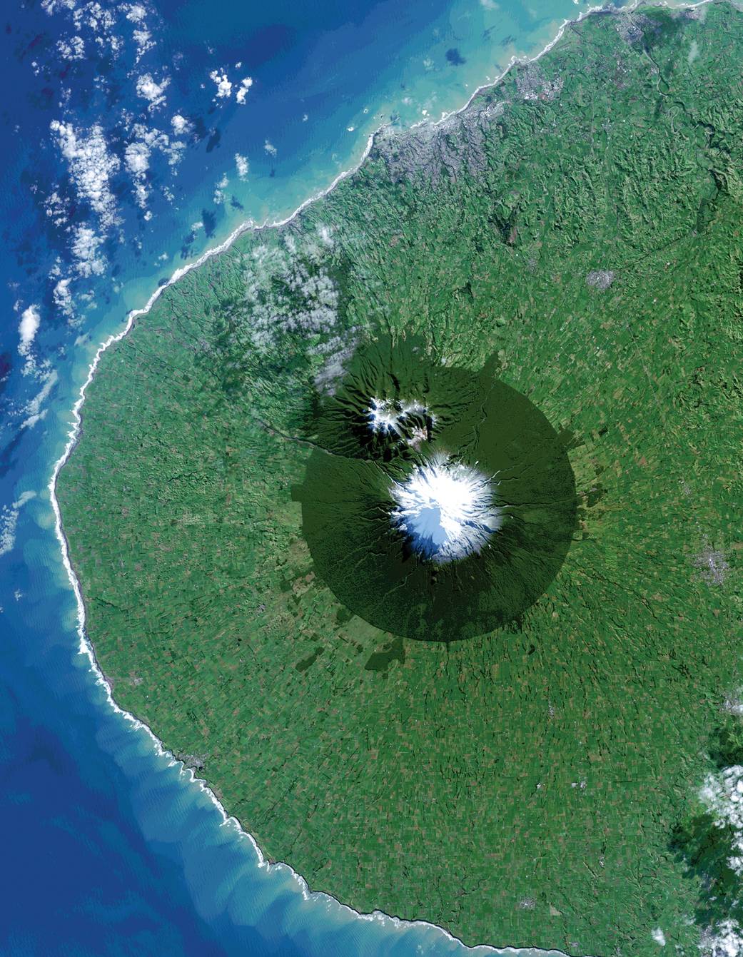 View of New Zealand taken by Landsat satellite