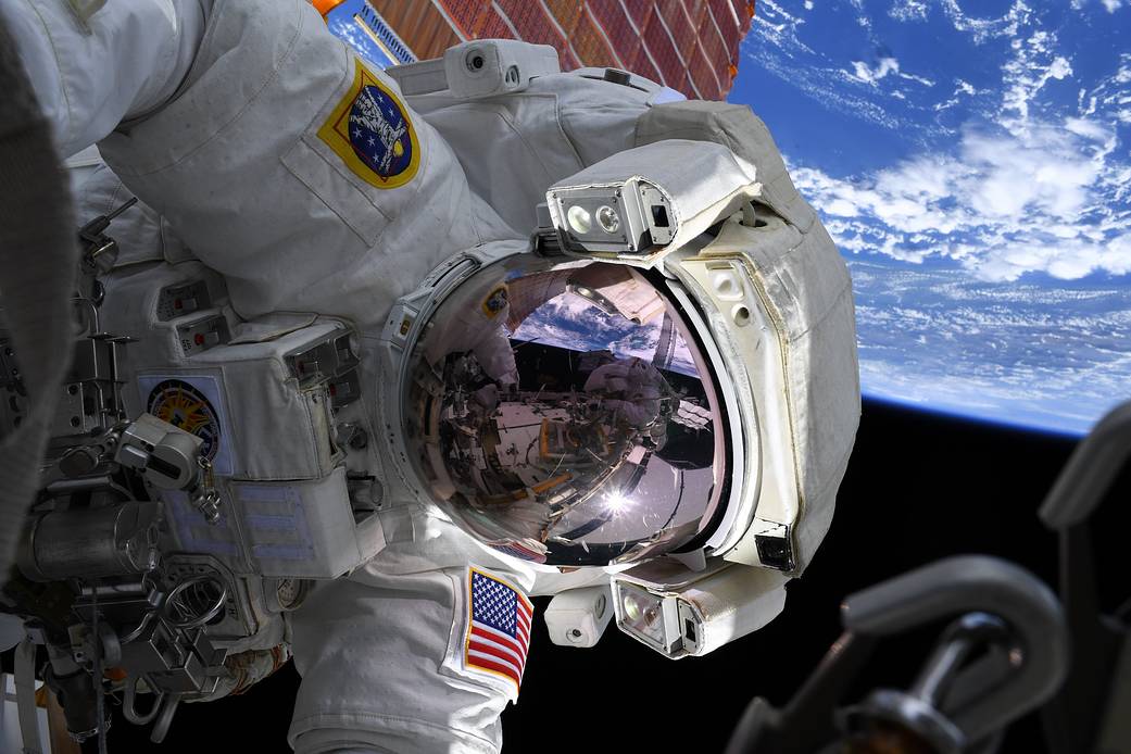 Spacewalk Oct 6, 2019