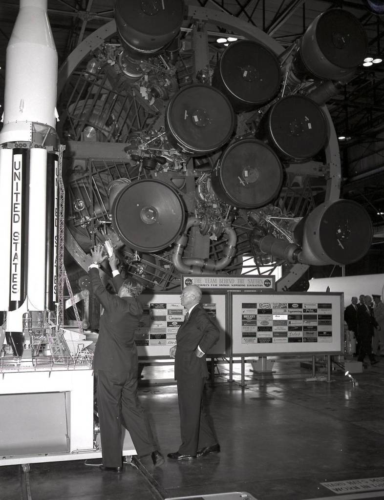 Eisenhower Visit 10
