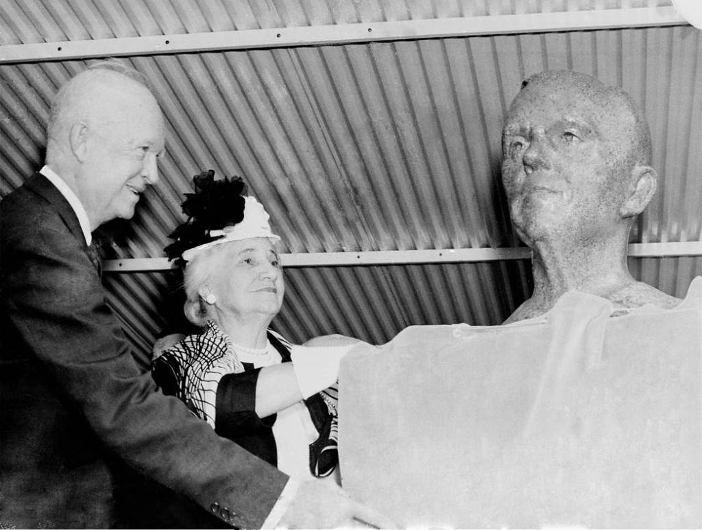 Eisenhower Visit 14