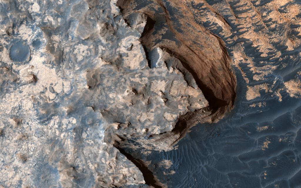 The White Cliffs of ‘Rover’