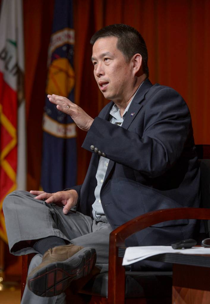 Eugene Tu – Dynamics and Flow: From Ames Intern to Center Director