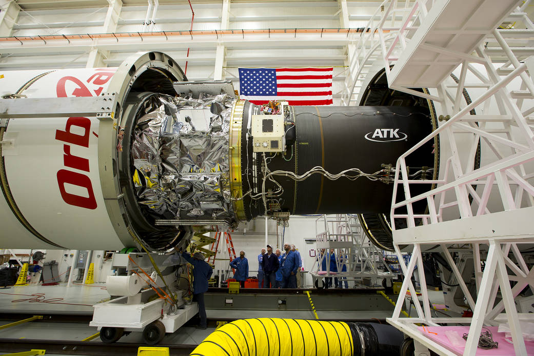CRS-3 fairing installed