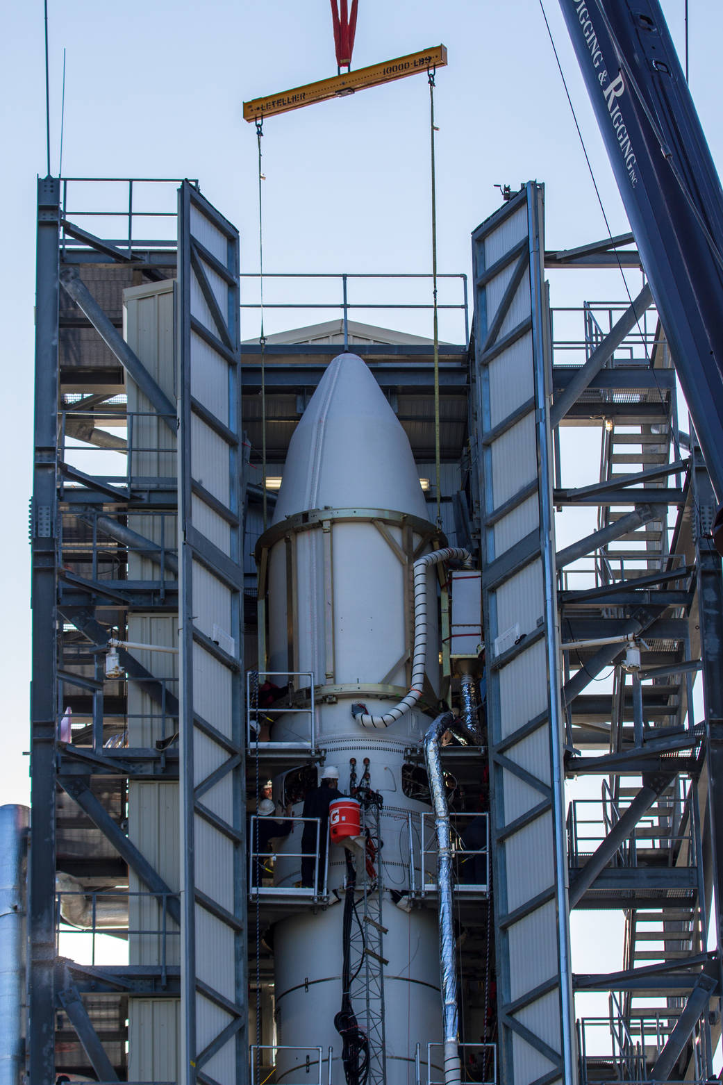 LADEE in the Fully-Stacked Minotaur V Fairing 