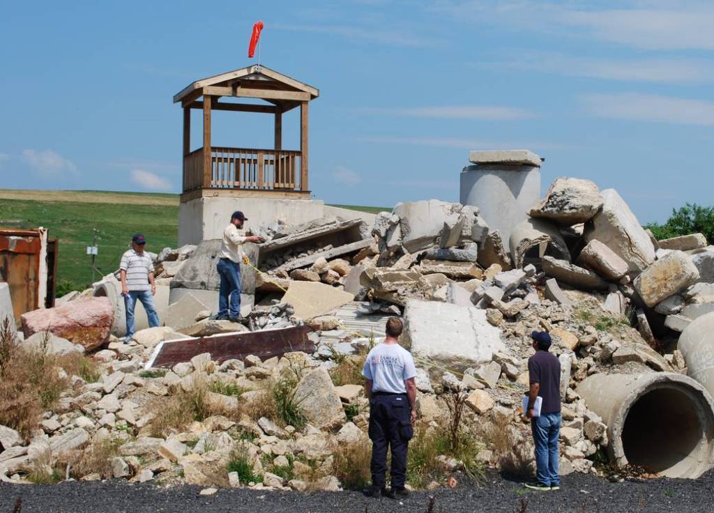 Testing FINDER in the Rubble