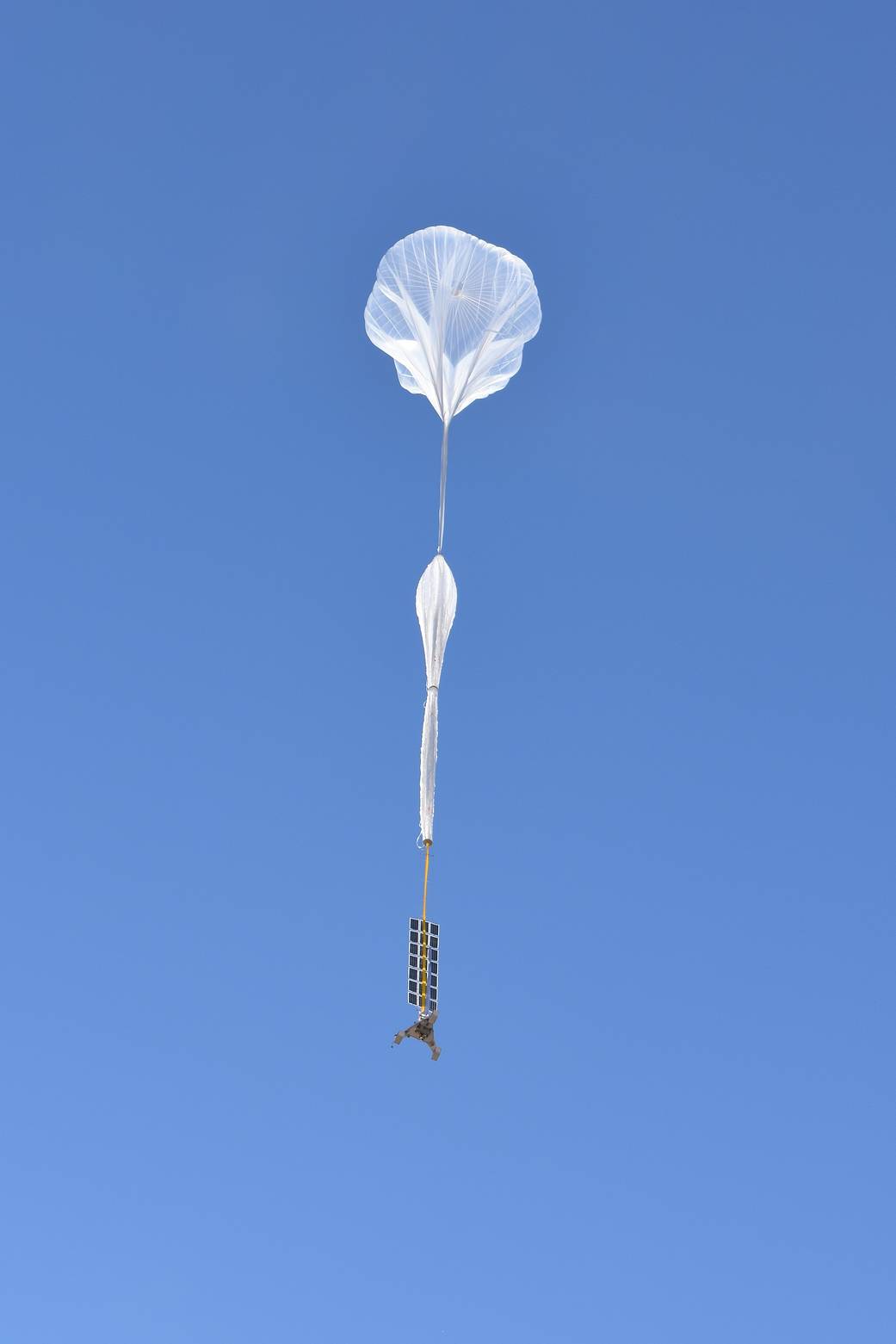 World View Stratollite balloon conducting flight test.
