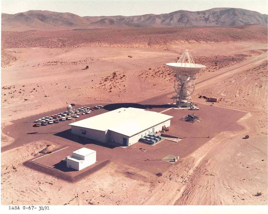 Apollo Antenna in Goldstone, CA