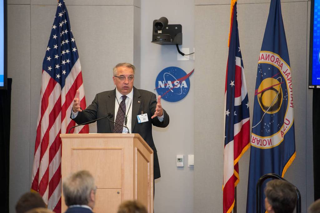 2016 Convergent Aeronautics Solutions SHOWCASE