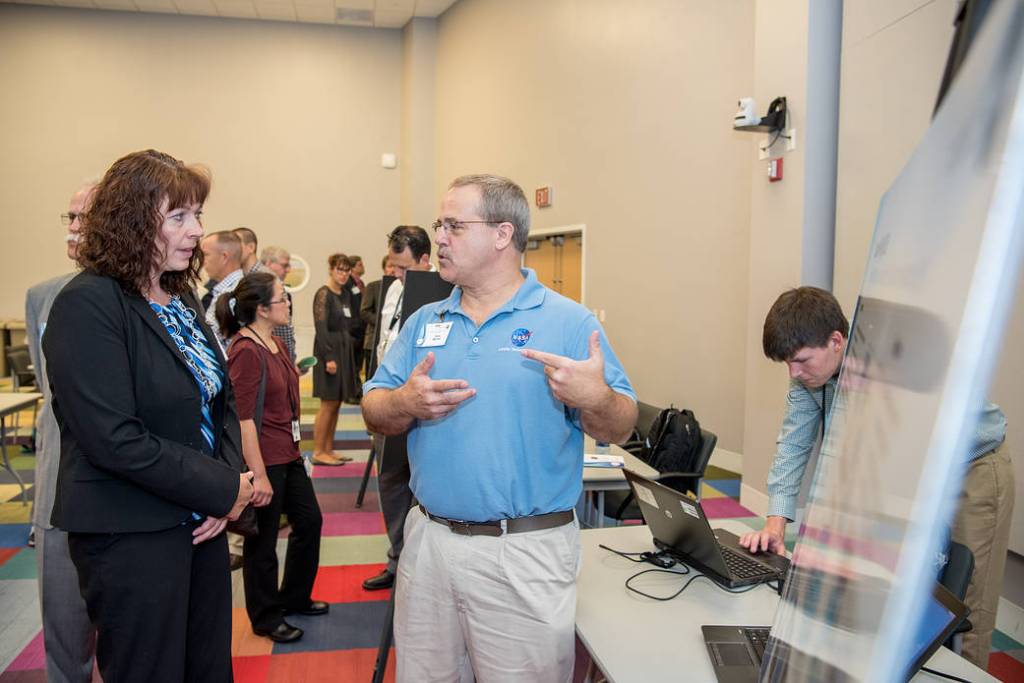 2016 Convergent Aeronautics Solutions SHOWCASE