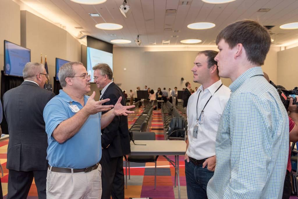 2016 Convergent Aeronautics Solutions SHOWCASE