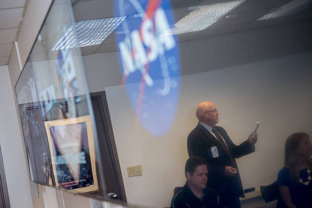 2016 Convergent Aeronautics Solutions SHOWCASE