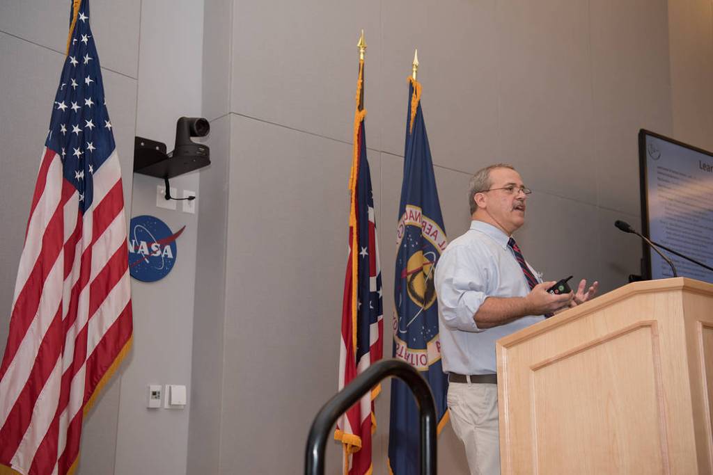 2016 Convergent Aeronautics Solutions SHOWCASE