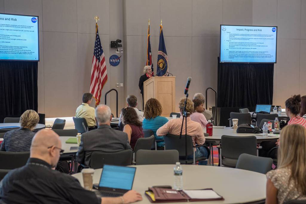 2016 Convergent Aeronautics Solutions SHOWCASE
