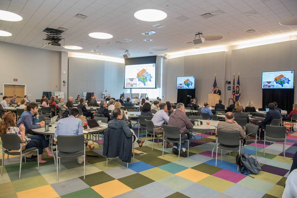 2016 Convergent Aeronautics Solutions SHOWCASE