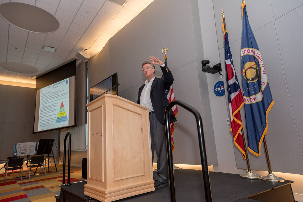 2016 Convergent Aeronautics Solutions SHOWCASE