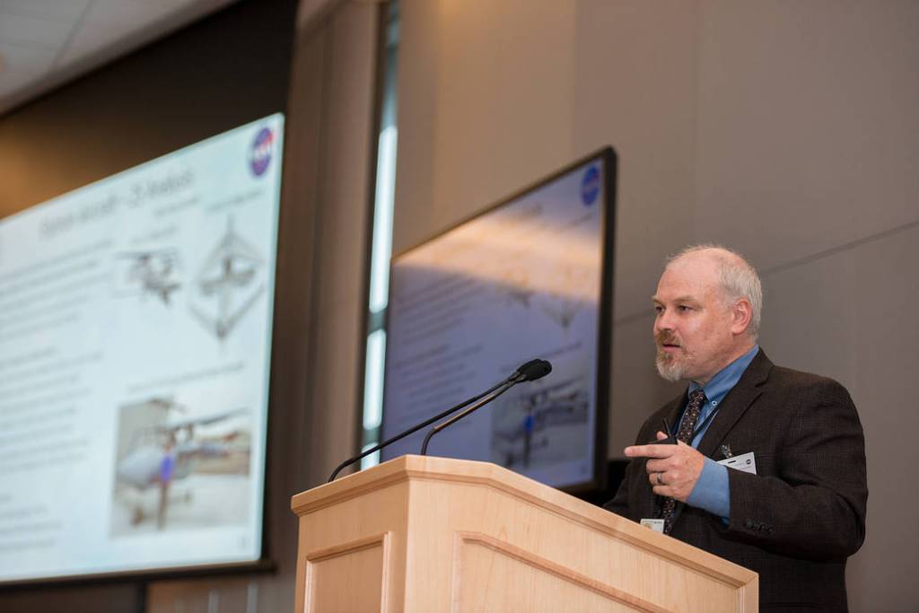 2016 Convergent Aeronautics Solutions SHOWCASE