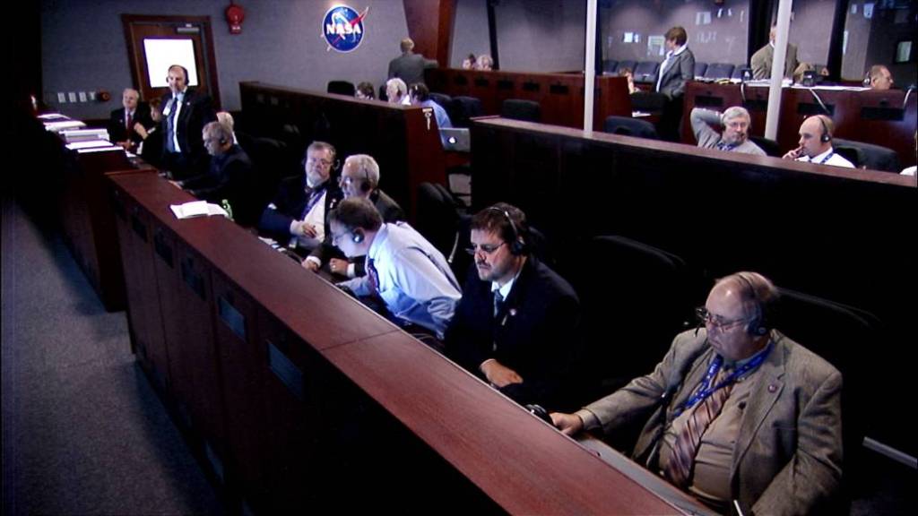 Launch Control Engineers Follow Countdown