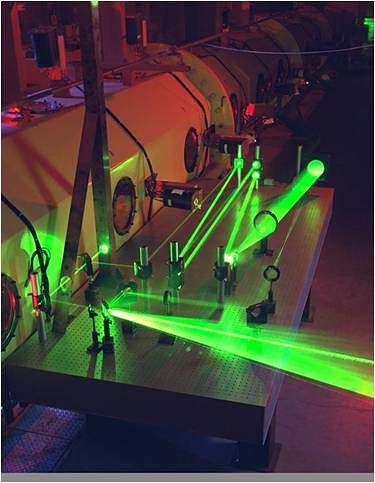 laser imaging of test sample in the HFFF