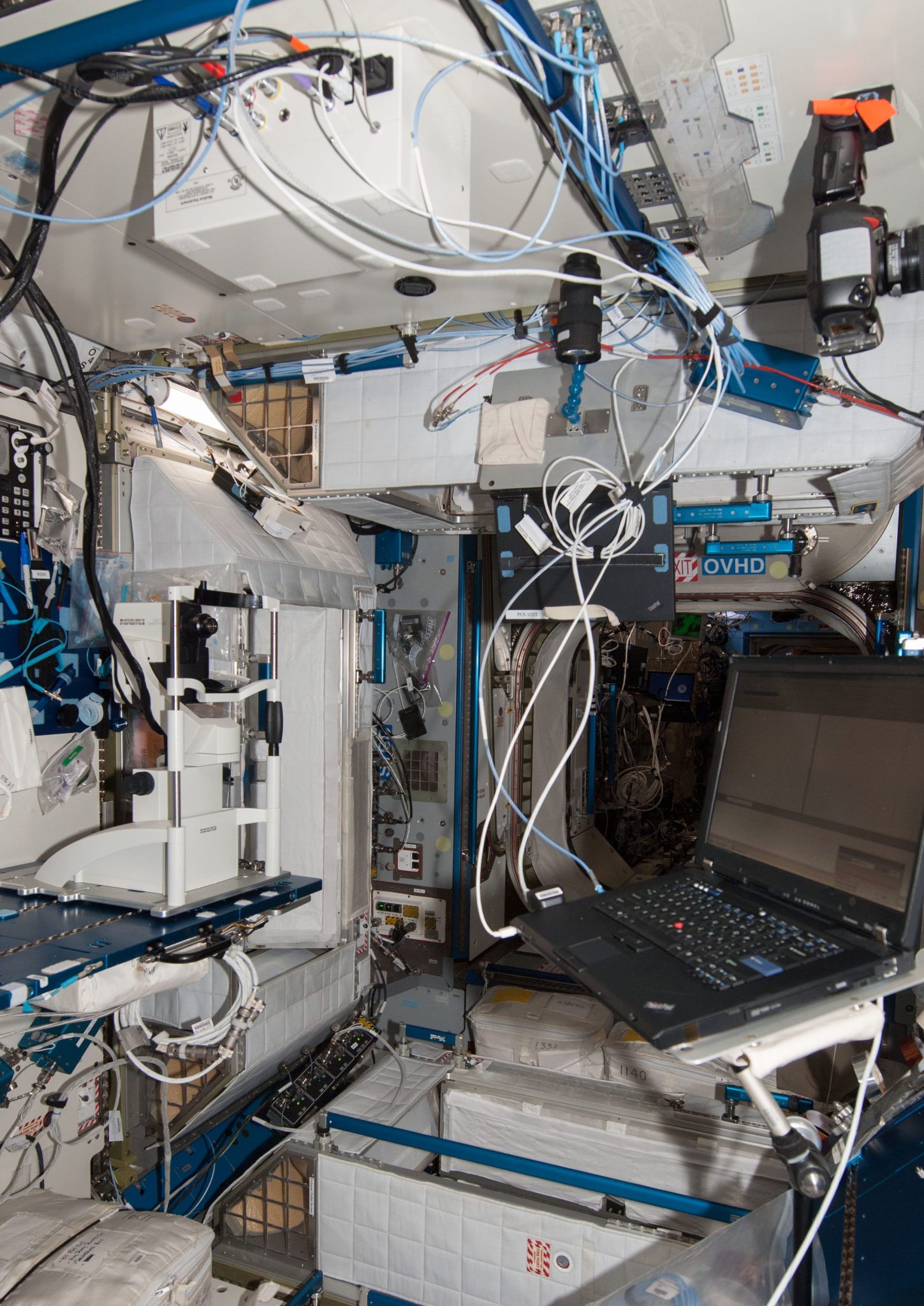 Optical Coherence Tomography setup on ISS.