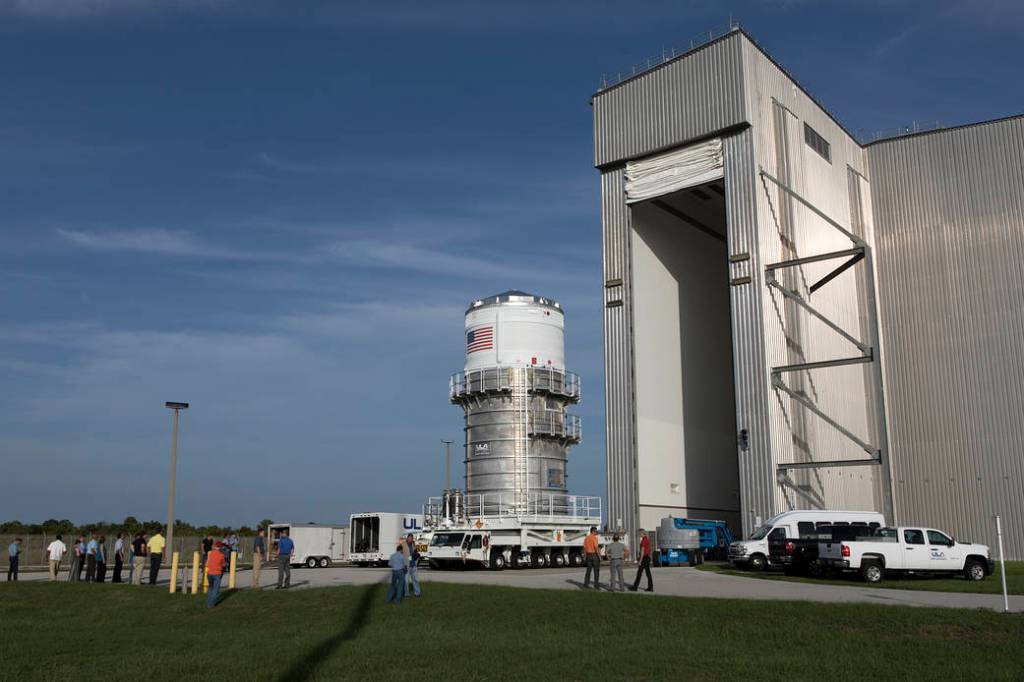 Interim Cryogenic Propulsion Stage Moves to Space Station Processing Facility