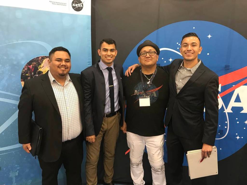 Eddie Gonzales with LatinX/Native American undergrads